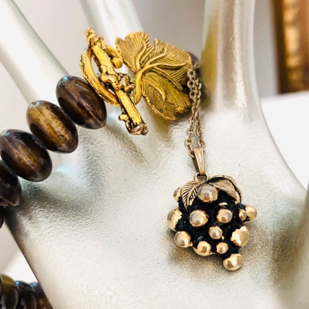 Vintage Grape Pendant Necklace & Tiger Stone Bead Bracelet
